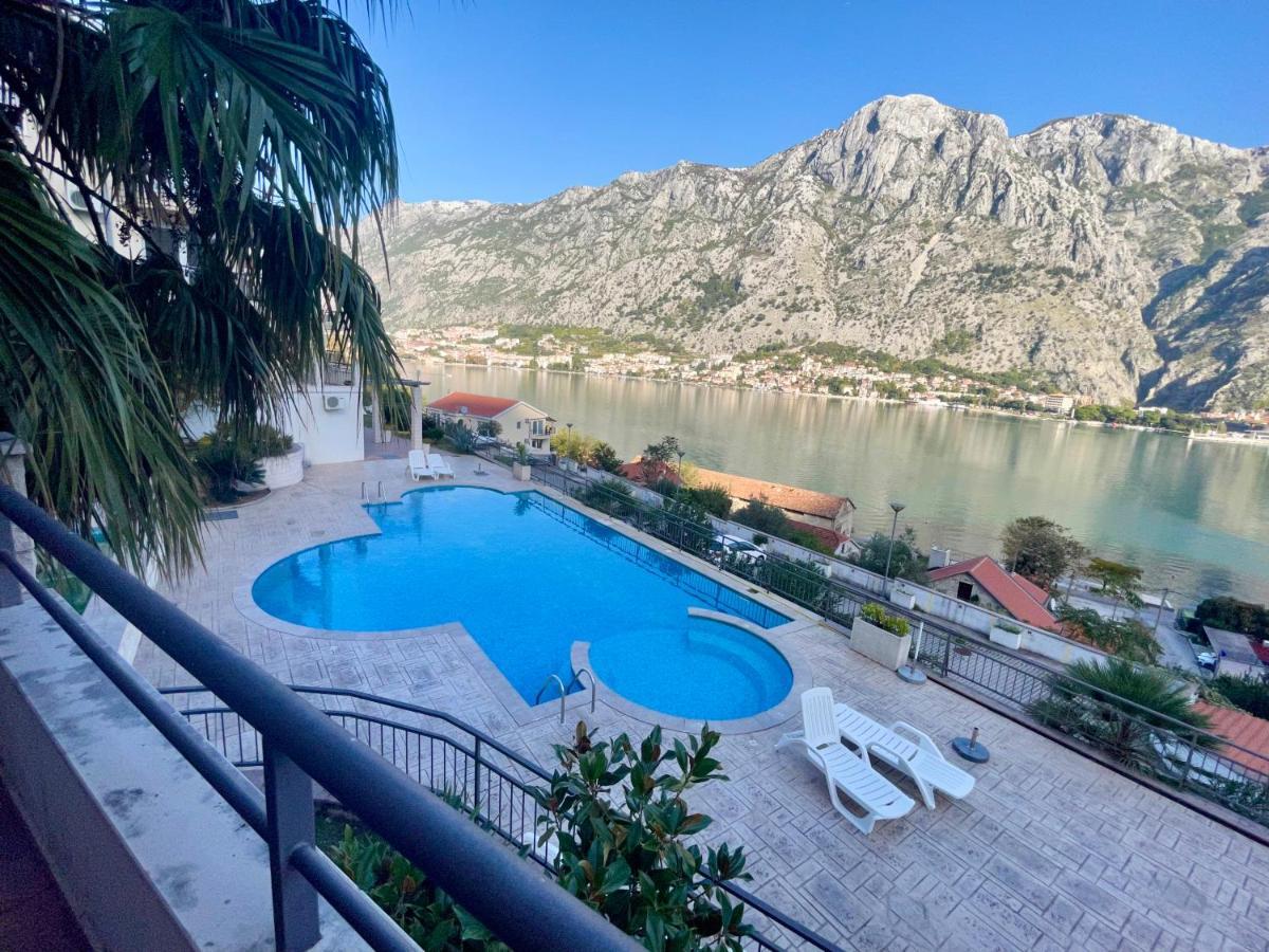Апартаменты Stunning View To Kotor Bay And Old Town - C2 Vista Muo Экстерьер фото